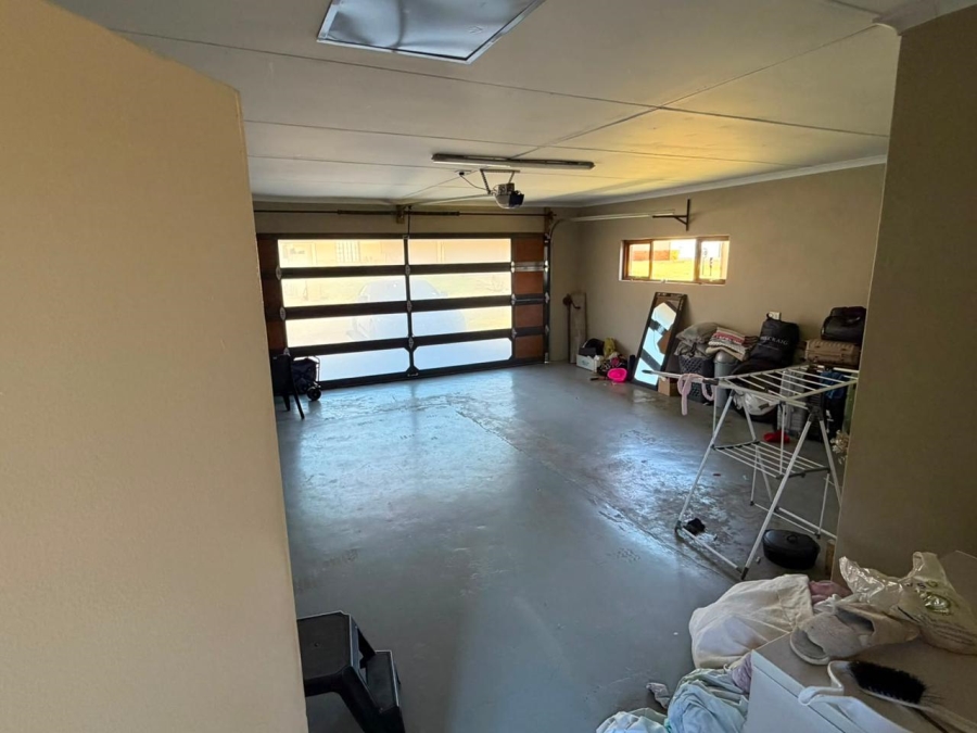 3 Bedroom Property for Sale in Waterkloof North West